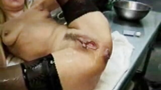 Najljubši :  Po masaži telesa bo posrkala svojega partnerja Video posnetki 