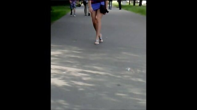 Najljubši :  Jenna J. Ross vzame tiča v usta in mu nato da muco Video posnetki 