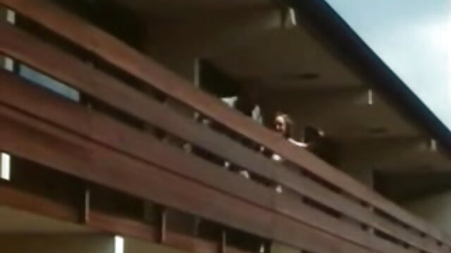 Najljubši :  Čutni ples in avantgardni nastop se spremenita v noro jebanje Video posnetki 