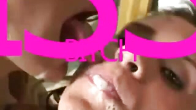 Najljubši :  Čudovita blondinka piha agentov kunec v sredini kabineta Video posnetki 