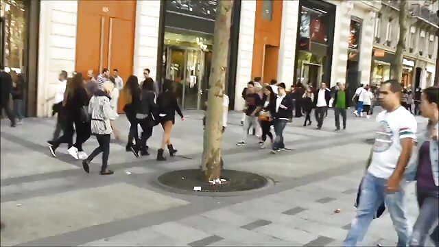 Najljubši :  Buxom blondinka piha kolega pike na prostem blizu jezera Video posnetki 