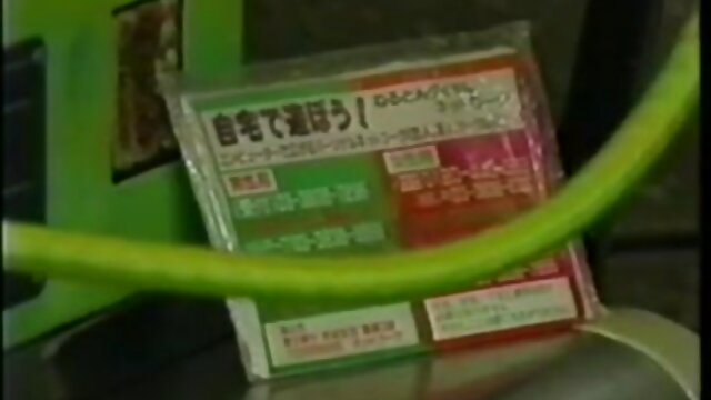 Najljubši :  Očarljiva najstnica sesa kurac v javnosti Video posnetki 