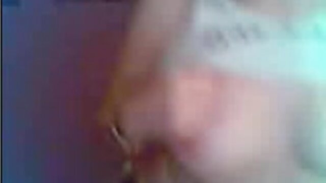 Najljubši :  Moški dovoli svojo ženo, da jo drugi moški bonkuje s spletno kamero Video posnetki 