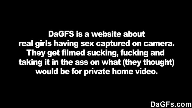 Najljubši :  Vroča tajnica je zajebal v njena usta in muco Video posnetki 