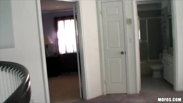 Najljubši :  Pig tailed honey je tako dobro zajebal v seks klubu Video posnetki 