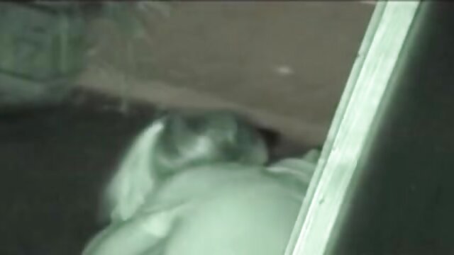 Najljubši :  Prsata najstnica namesto študija ima neverjeten seks s svojim moškim Video posnetki 