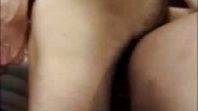 Najljubši :  Blondinka hottie potegne svoje hlačke na stran, da zajaha ta kurac Video posnetki 