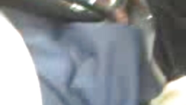 Najljubši :  Blondinko babe močno udari neznanec Video posnetki 