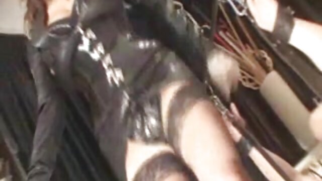 Najljubši :  Rdečelaska porno draga z velikimi prsi Lauren Phillips dobi pribit Video posnetki 