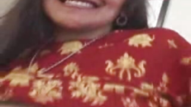 Najljubši :  Seksi dekle je plačalo za seks in ga opravlja z dvojnim užitkom Video posnetki 