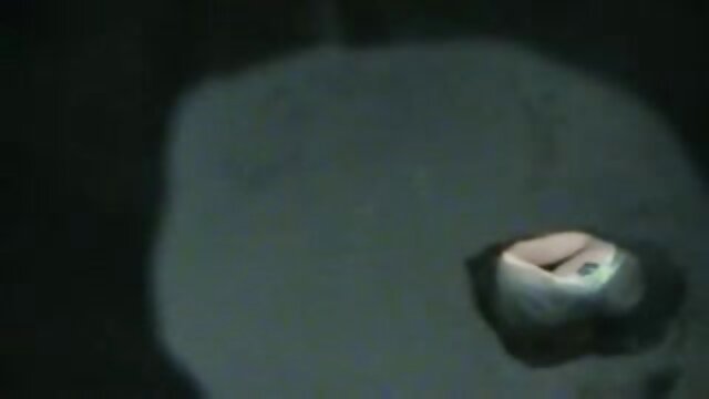 Najljubši :  Italijanska XXX senzacija Valentina Nappi se zajebe na kavču Video posnetki 