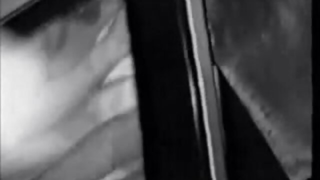 Najljubši :  Očarljiva rjavolaska dobi njena stopala oboževal izkušeni fant Video posnetki 