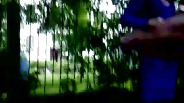 Najljubši :  Če moj debel tič ni dovolj, bom uporabil ta dolg dildo Video posnetki 