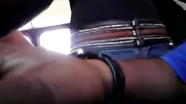 Najljubši :  Kira Noir in Joseline Kelly sta se zajebala pod nadzorom Aidena Starra Video posnetki 