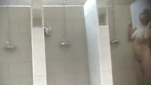 Najljubši :  Usta deklice so tesna, tako da moški ne potrebuje, da bi prenehala sesati Video posnetki 