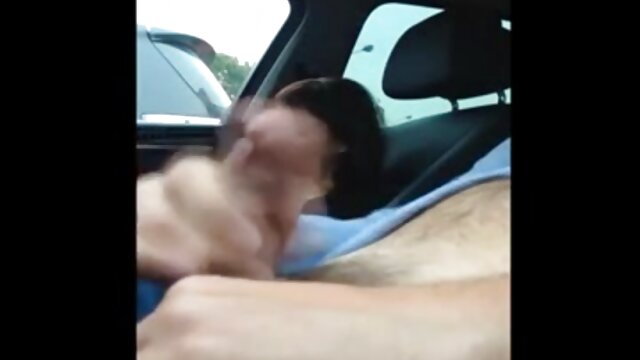 Najljubši :  Bučke so bile preveč grobe, zato jih je morala deklica olupiti zaradi spolne predstave Video posnetki 