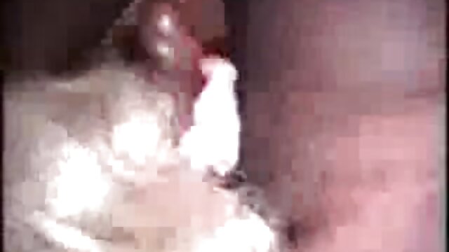 Najljubši :  Ta moški ne sme iti ven, razen če pojebe to muco Video posnetki 