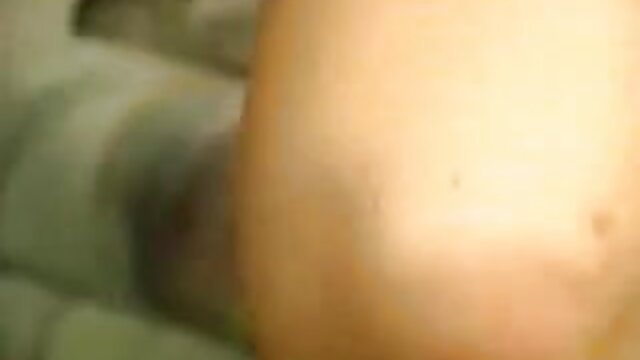 Najljubši :  Čudovito orientalsko dekle, pripravljeno na vroč seks z moškim z majhnim kurom Video posnetki 